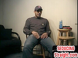 Amateur str8 stud 1st time sucked by mature DILF at home