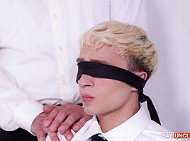 A Gesture of Humility & Service – MissionaryBoys